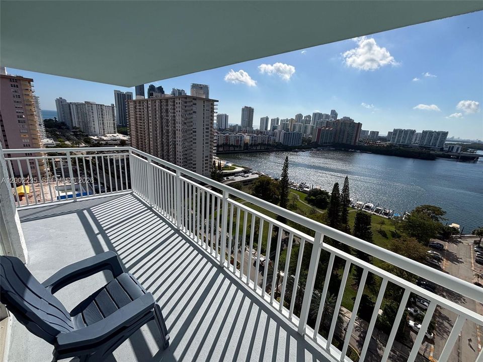 Active With Contract: $459,000 (2 beds, 2 baths, 1856 Square Feet)