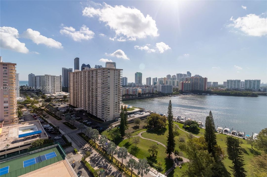 Active With Contract: $459,000 (2 beds, 2 baths, 1856 Square Feet)