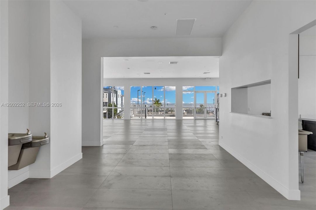 For Sale: $799,000 (4 beds, 3 baths, 1762 Square Feet)