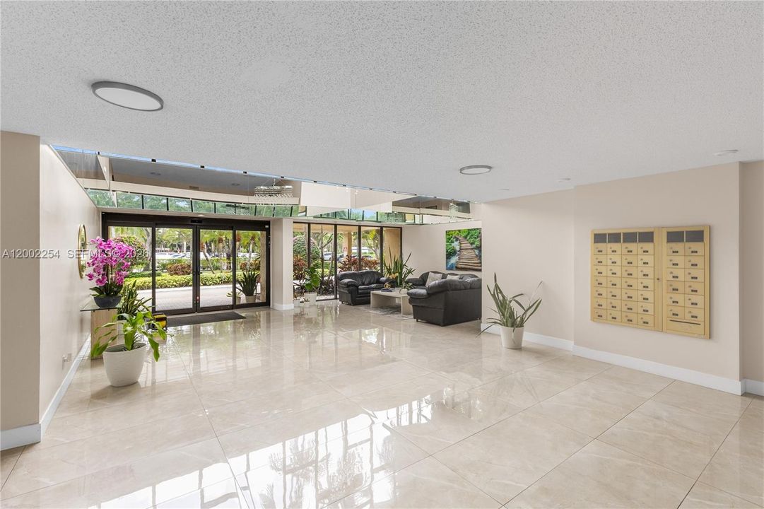 En Venta: $325,000 (2 camas, 2 baños, 1235 Pies cuadrados)