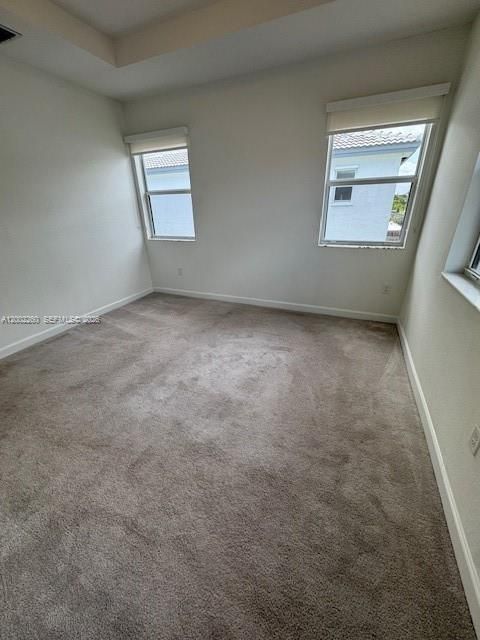Active With Contract: $2,400 (3 beds, 2 baths, 1545 Square Feet)