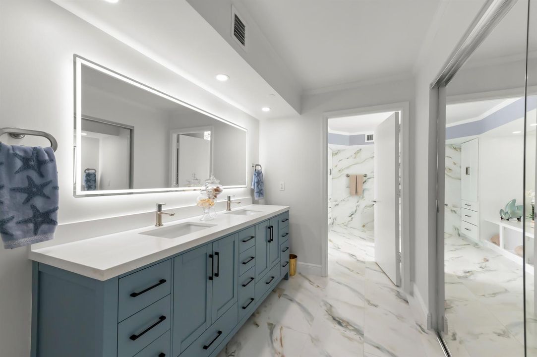 33 Bathroom 01