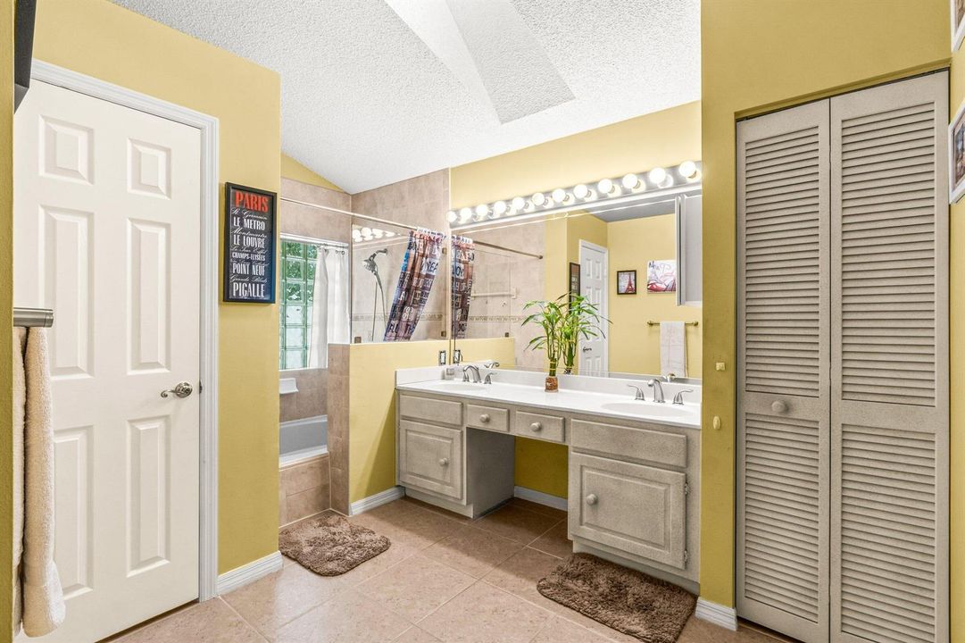 019-25WyndhamLane-PalmBeachGardens-FL-33