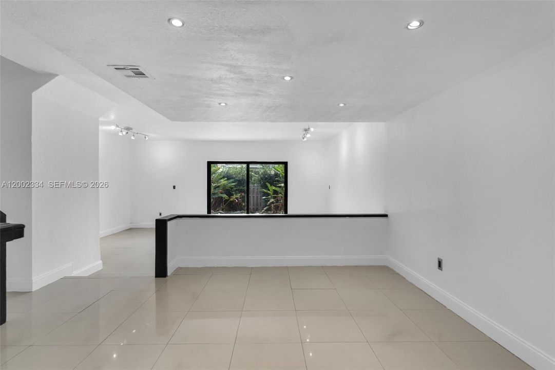 En Venta: $299,989 (3 camas, 2 baños, 1530 Pies cuadrados)
