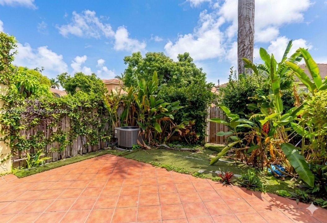 En Venta: $299,989 (3 camas, 2 baños, 1530 Pies cuadrados)