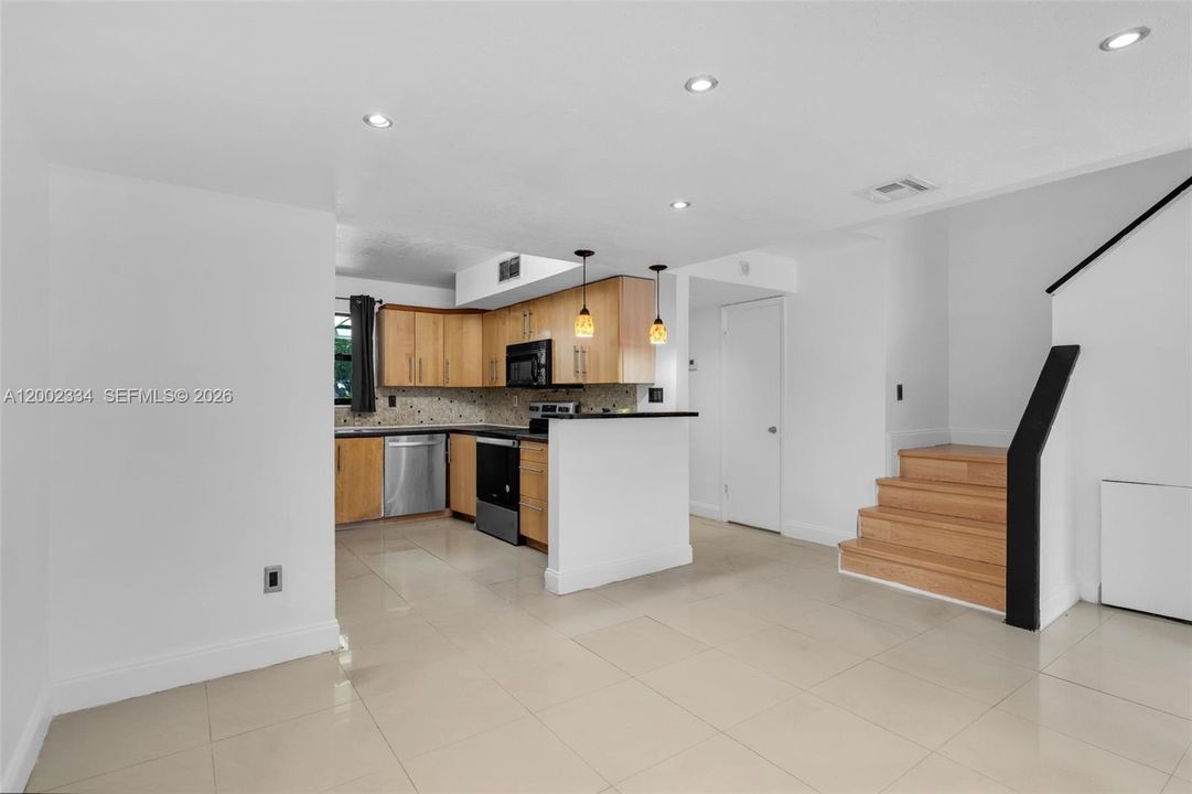 En Venta: $299,989 (3 camas, 2 baños, 1530 Pies cuadrados)