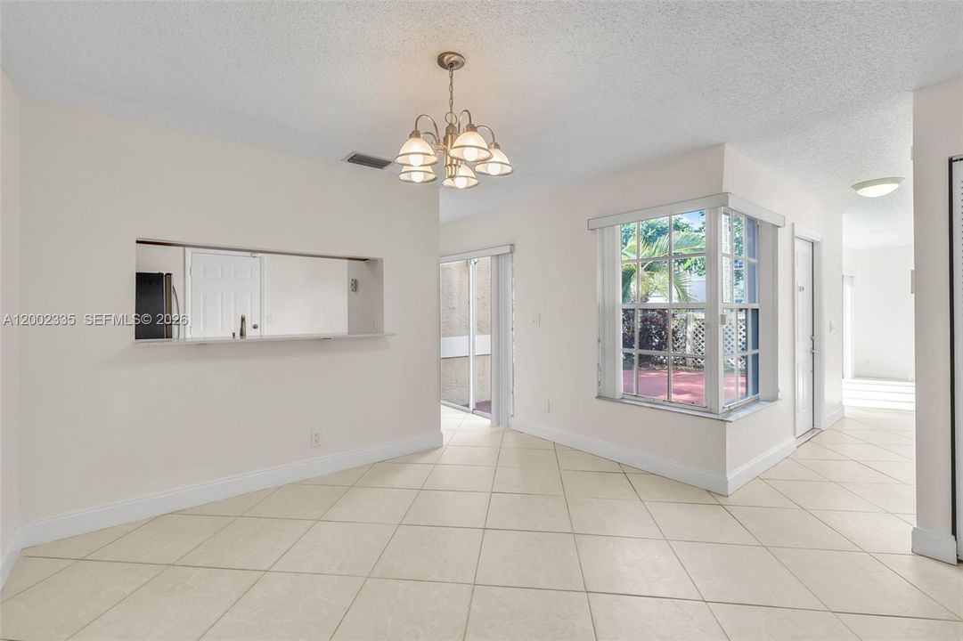 For Rent: $3,250 (3 beds, 2 baths, 1666 Square Feet)