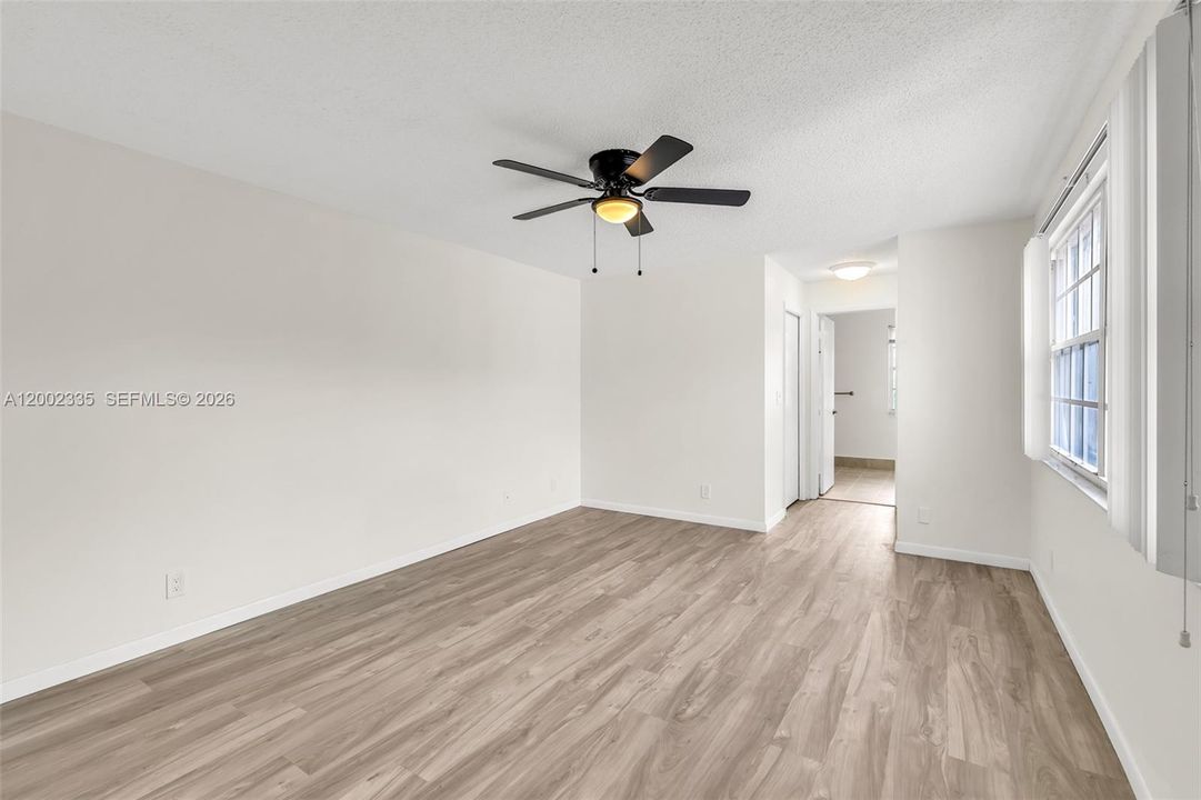 For Rent: $3,250 (3 beds, 2 baths, 1666 Square Feet)
