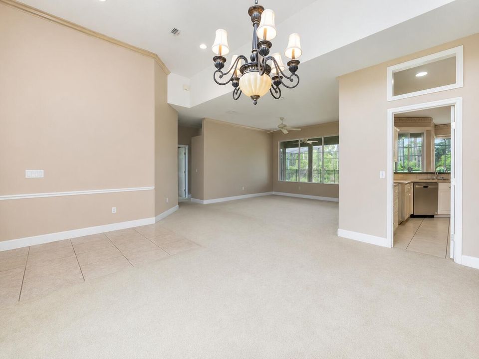 77 Eastwood Dr (5)