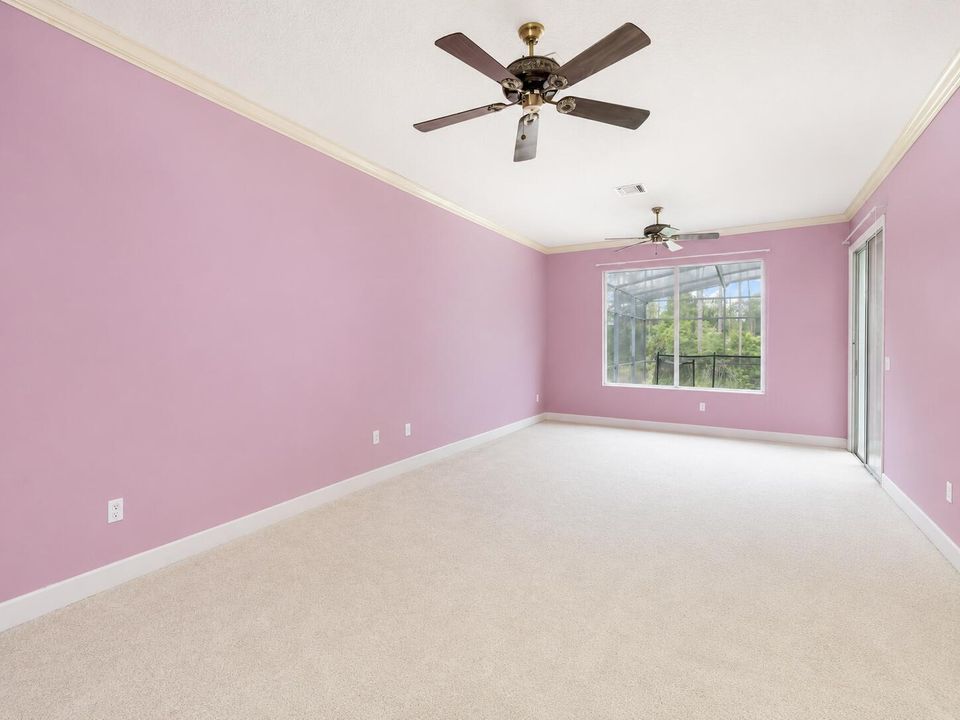 77 Eastwood Dr (1)