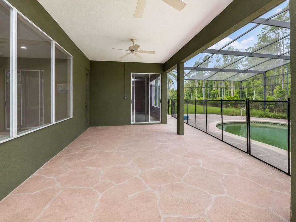 77 Eastwood Dr (15)