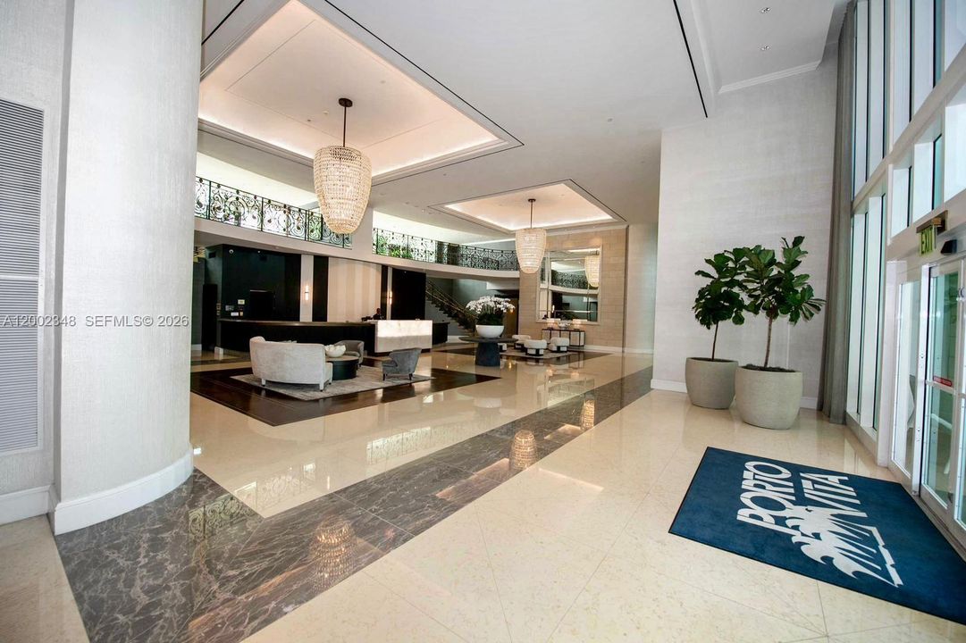 For Rent: $12,500 (2 beds, 3 baths, 2400 Square Feet)