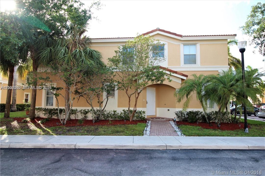 Activo con contrato: $379,900 (3 camas, 2 baños, 0 Pies cuadrados)