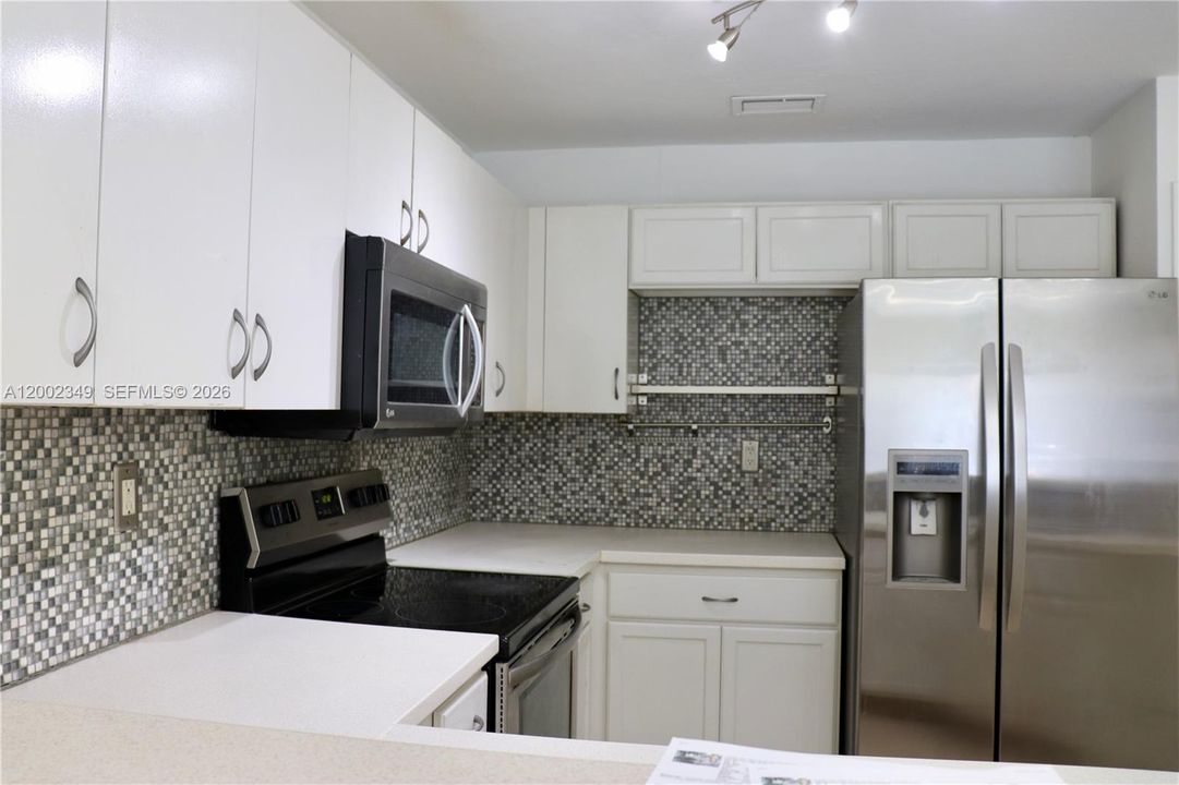 Activo con contrato: $379,900 (3 camas, 2 baños, 0 Pies cuadrados)