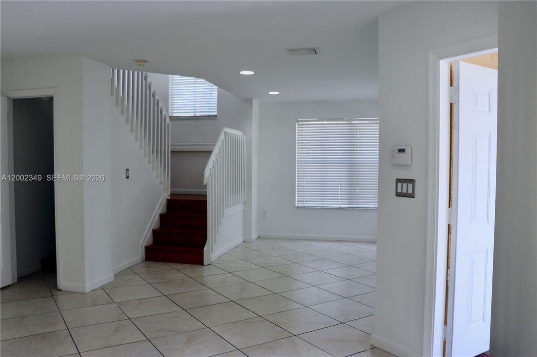 Activo con contrato: $379,900 (3 camas, 2 baños, 0 Pies cuadrados)