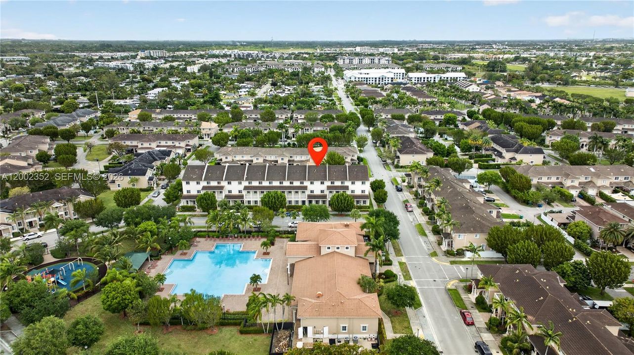 For Sale: $490,000 (5 beds, 3 baths, 2415 Square Feet)