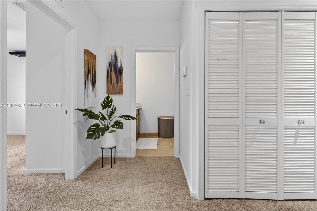 For Sale: $490,000 (5 beds, 3 baths, 2415 Square Feet)