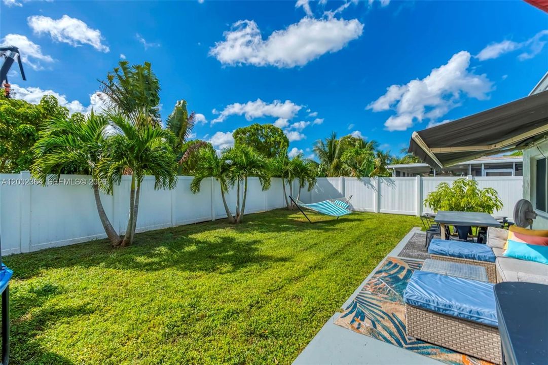 Activo con contrato: $485,000 (3 camas, 2 baños, 1204 Pies cuadrados)