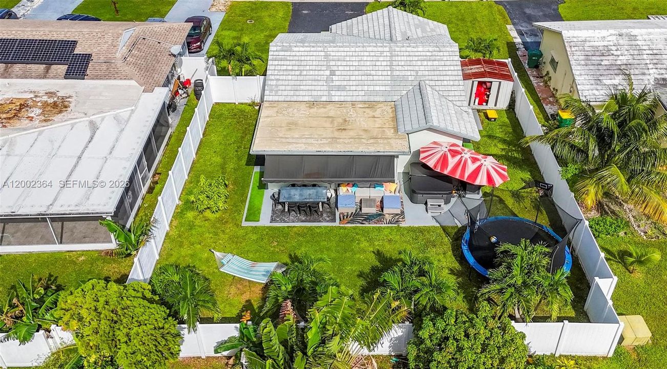 Activo con contrato: $485,000 (3 camas, 2 baños, 1204 Pies cuadrados)