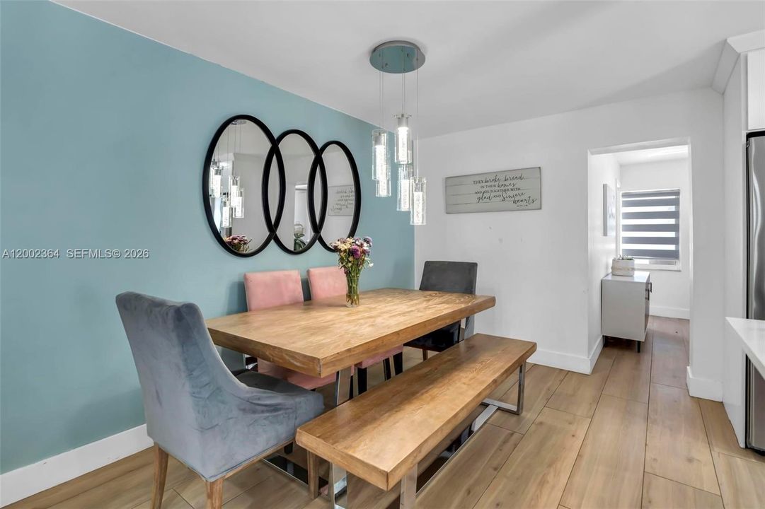 Activo con contrato: $485,000 (3 camas, 2 baños, 1204 Pies cuadrados)