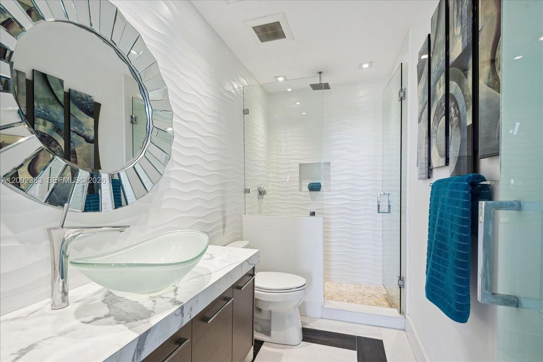 For Sale: $1,098,000 (2 beds, 2 baths, 1887 Square Feet)