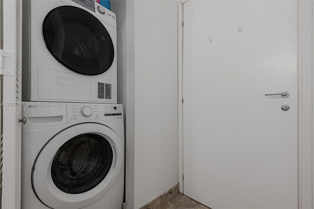 На продажу: $395,000 (1 спален, 1 ванн, 545 Квадратных фут)