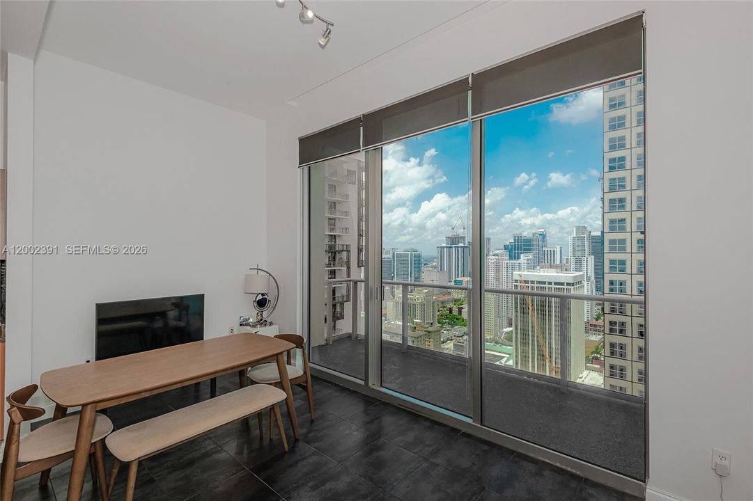 На продажу: $395,000 (1 спален, 1 ванн, 545 Квадратных фут)