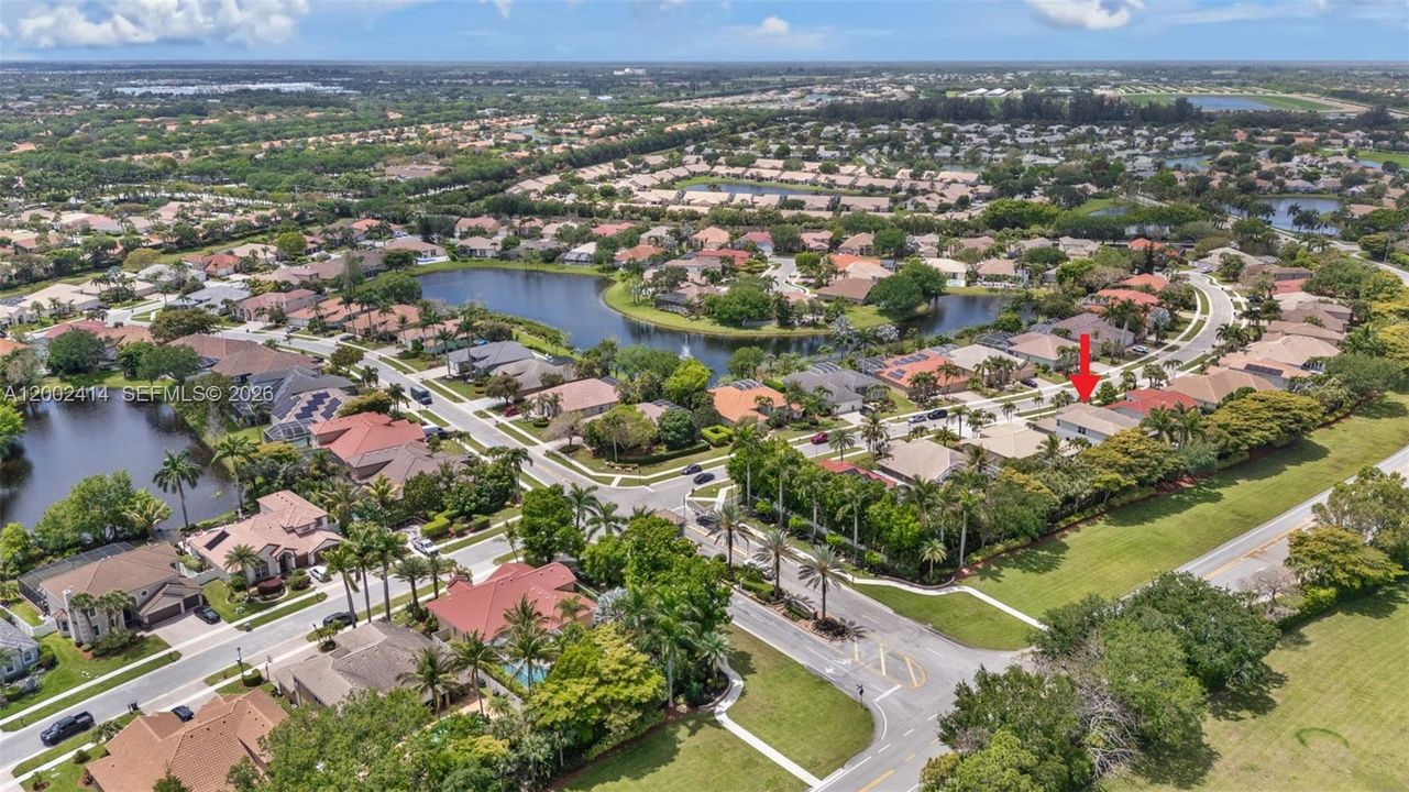 For Sale: $945,000 (5 beds, 4 baths, 3310 Square Feet)