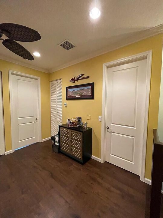 Den 2