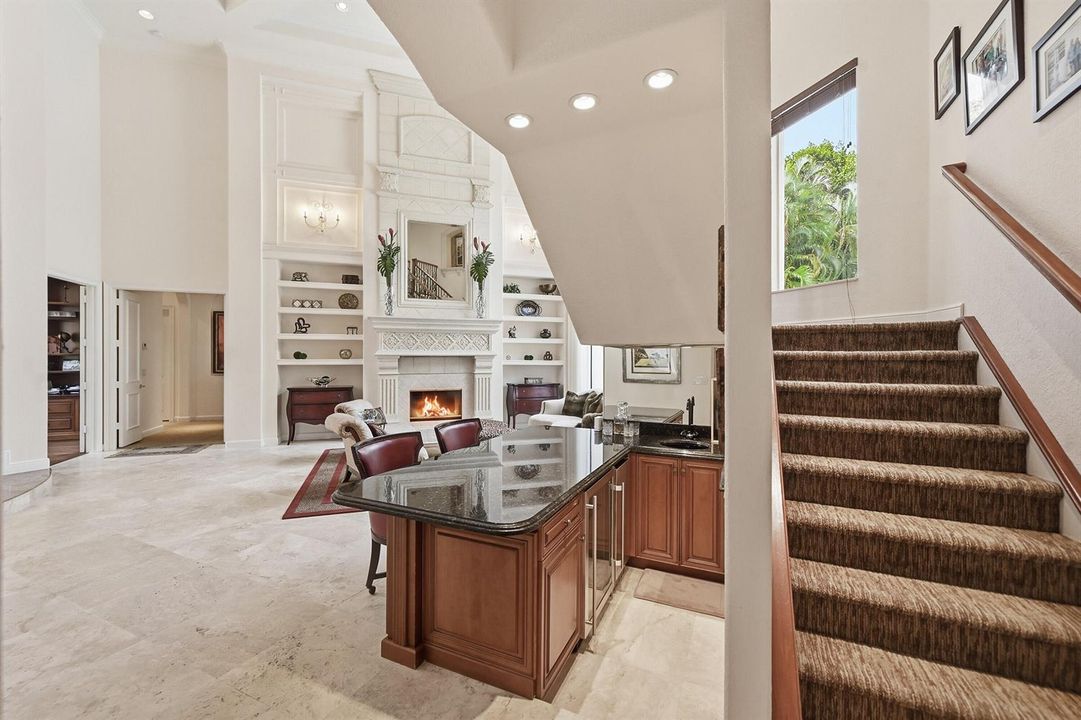 Full Wet Bar