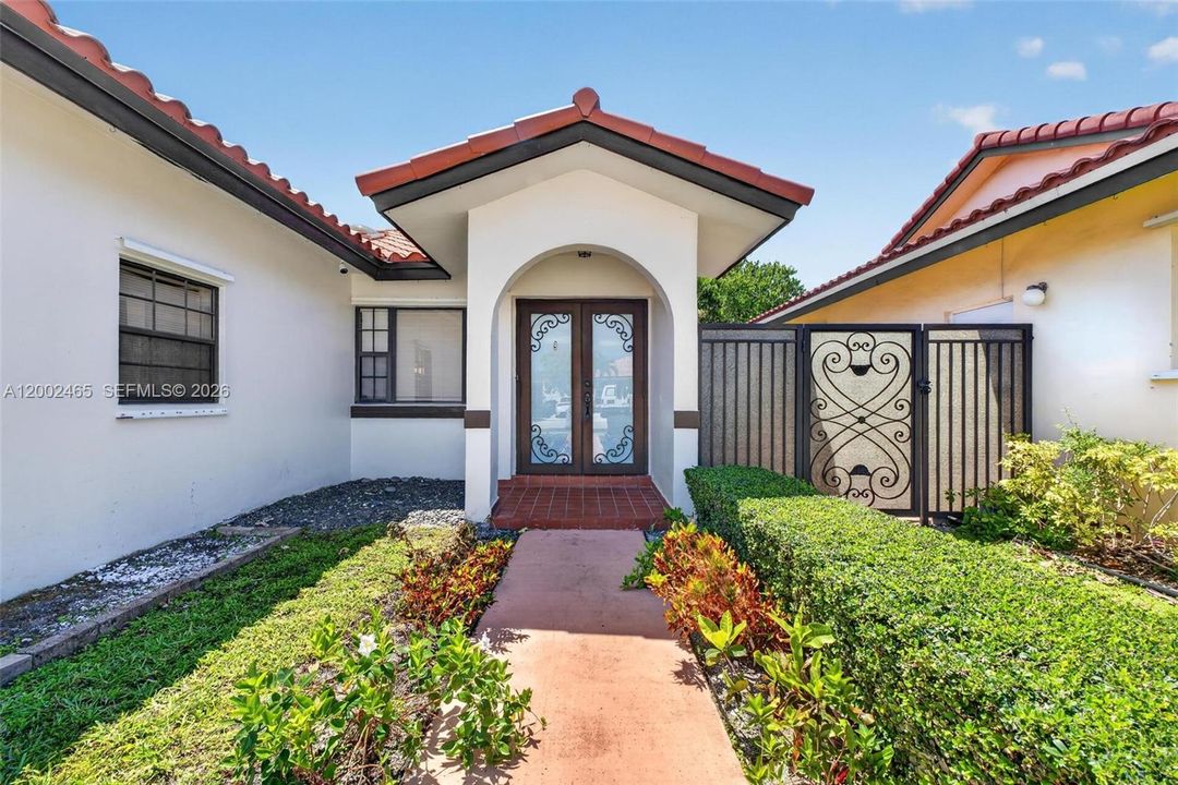 Vendido Recientemente: $643,900 (3 camas, 2 baños, 1596 Pies cuadrados)