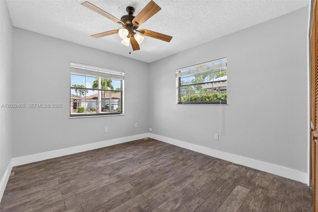 Vendido Recientemente: $643,900 (3 camas, 2 baños, 1596 Pies cuadrados)