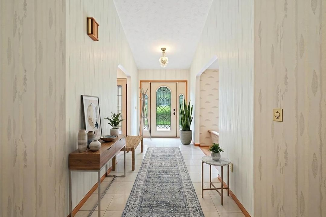 VS Front foyer