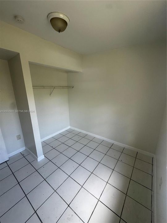 En Renta: $2,650 (4 camas, 3 baños, 1384 Pies cuadrados)