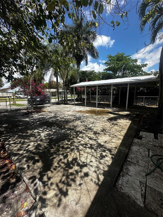 En Renta: $2,650 (4 camas, 3 baños, 1384 Pies cuadrados)