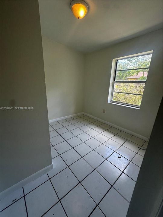 En Renta: $2,650 (4 camas, 3 baños, 1384 Pies cuadrados)
