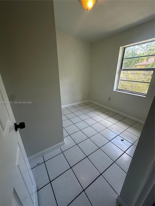 En Renta: $2,650 (4 camas, 3 baños, 1384 Pies cuadrados)