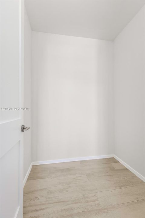 En Renta: $12,000 (4 camas, 3 baños, 2858 Pies cuadrados)