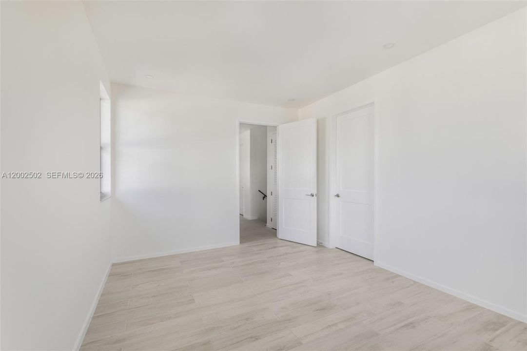 En Renta: $12,000 (4 camas, 3 baños, 2858 Pies cuadrados)