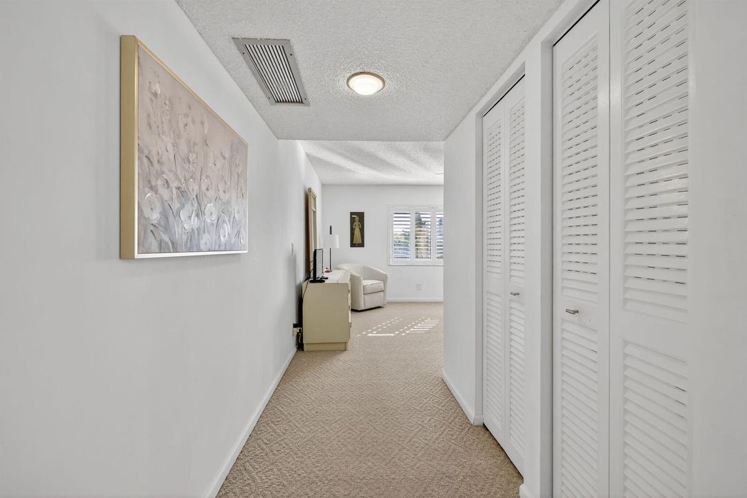 MASTER SUITE,,