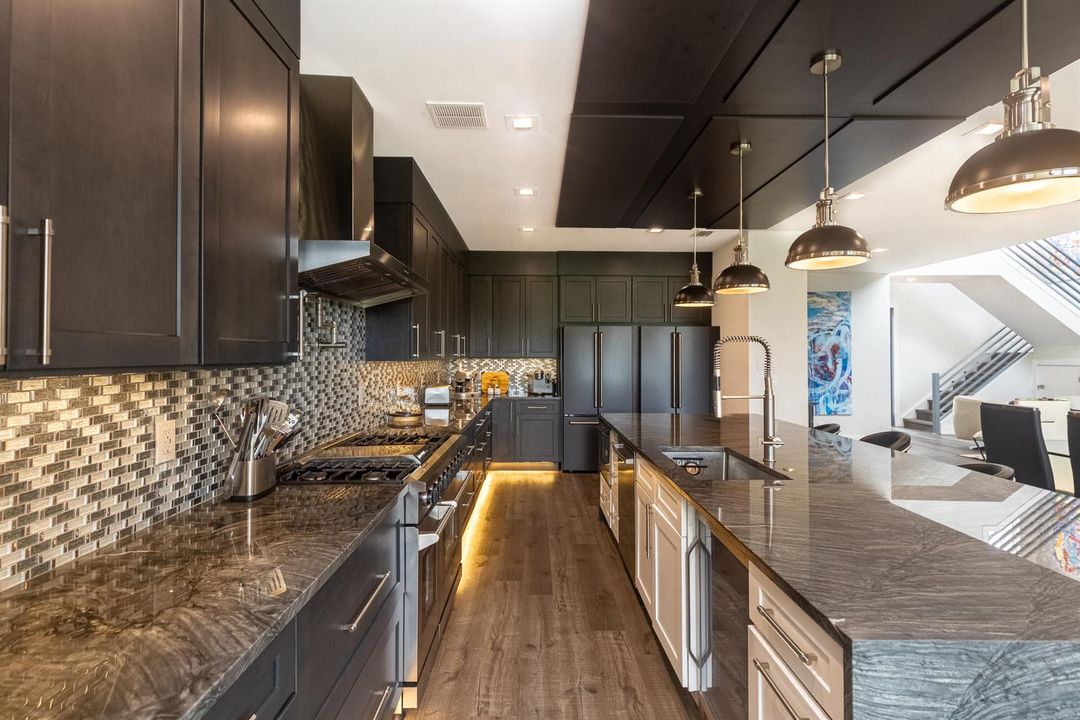 8416 Heritage Club