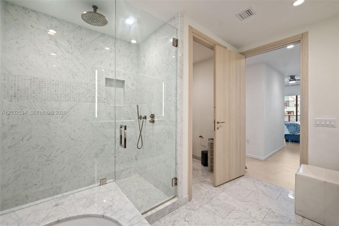 For Sale: $3,100,000 (3 beds, 4 baths, 2076 Square Feet)
