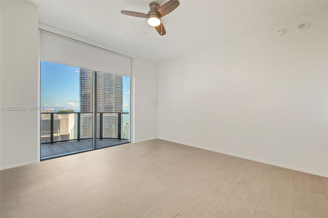 For Sale: $3,100,000 (3 beds, 4 baths, 2076 Square Feet)