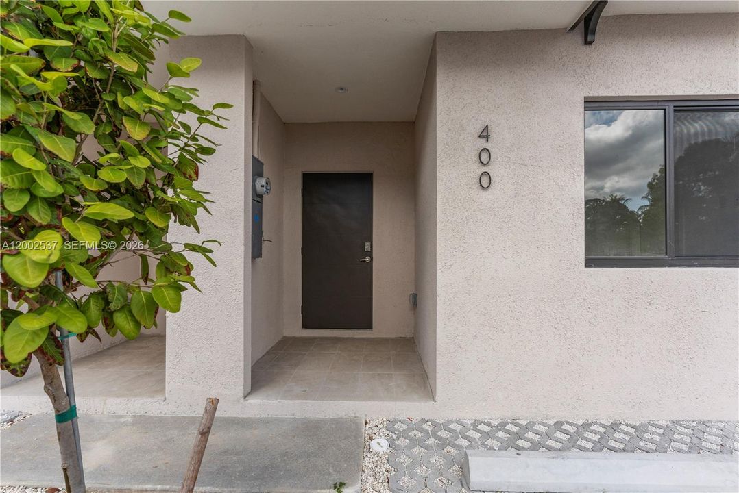 Active With Contract: $2,571 (4 beds, 3 baths, 0 Square Feet)