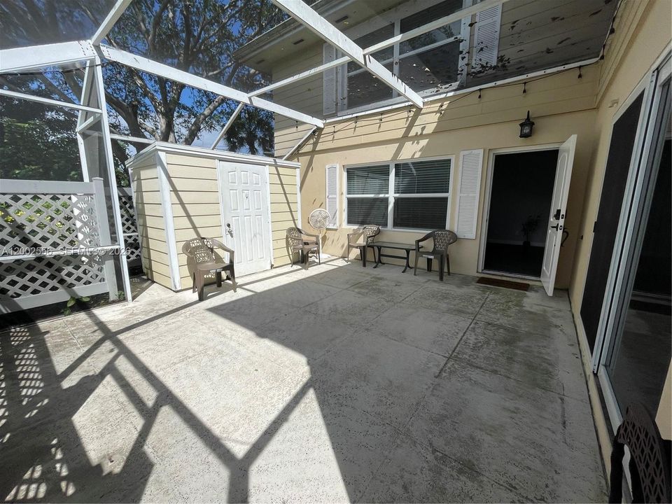 For Sale: $340,000 (2 beds, 2 baths, 1374 Square Feet)