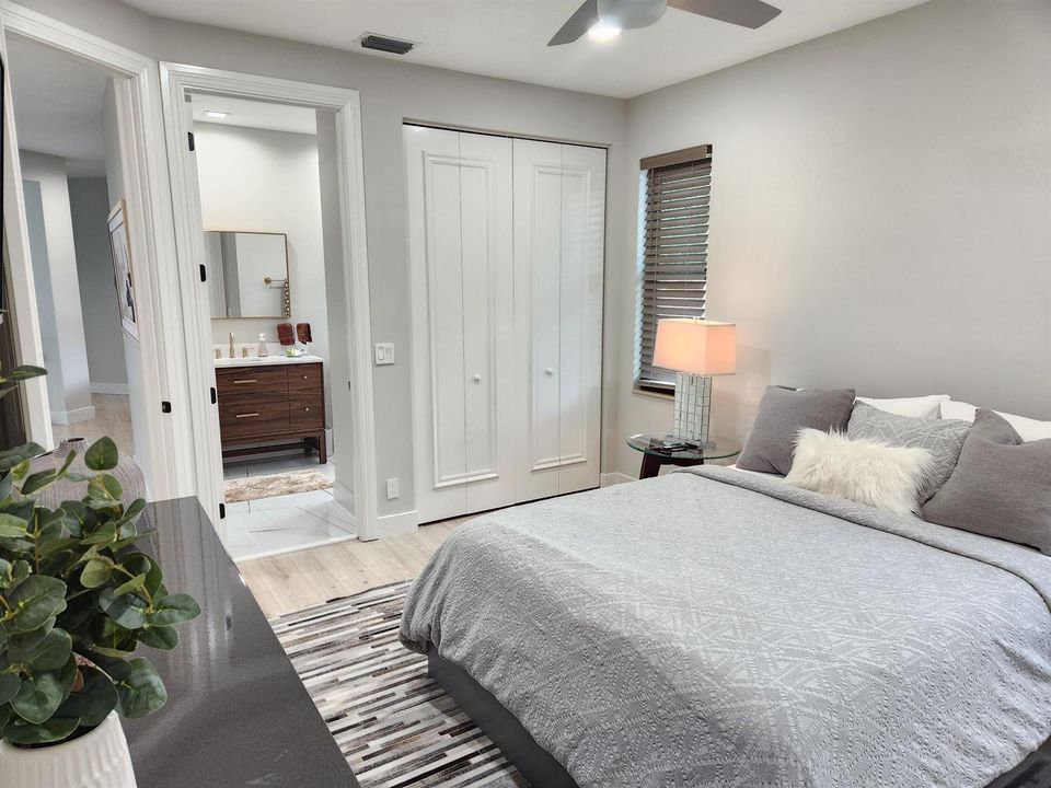 FULL GOLF 4633 sqft
