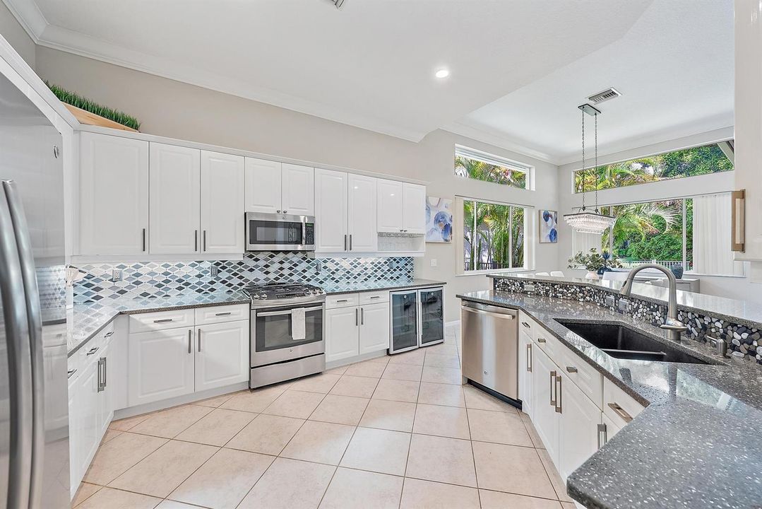 9052 Sand Pine Ln-7