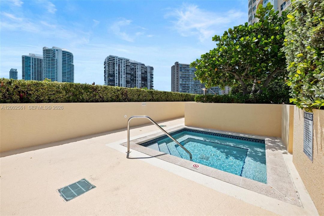 En Venta: $449,500 (1 camas, 1 baños, 850 Pies cuadrados)