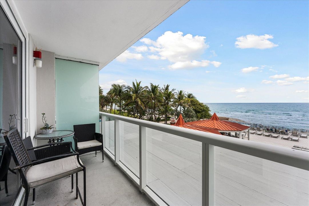 09-19201 Collins Ave #114, Sunny Isles B