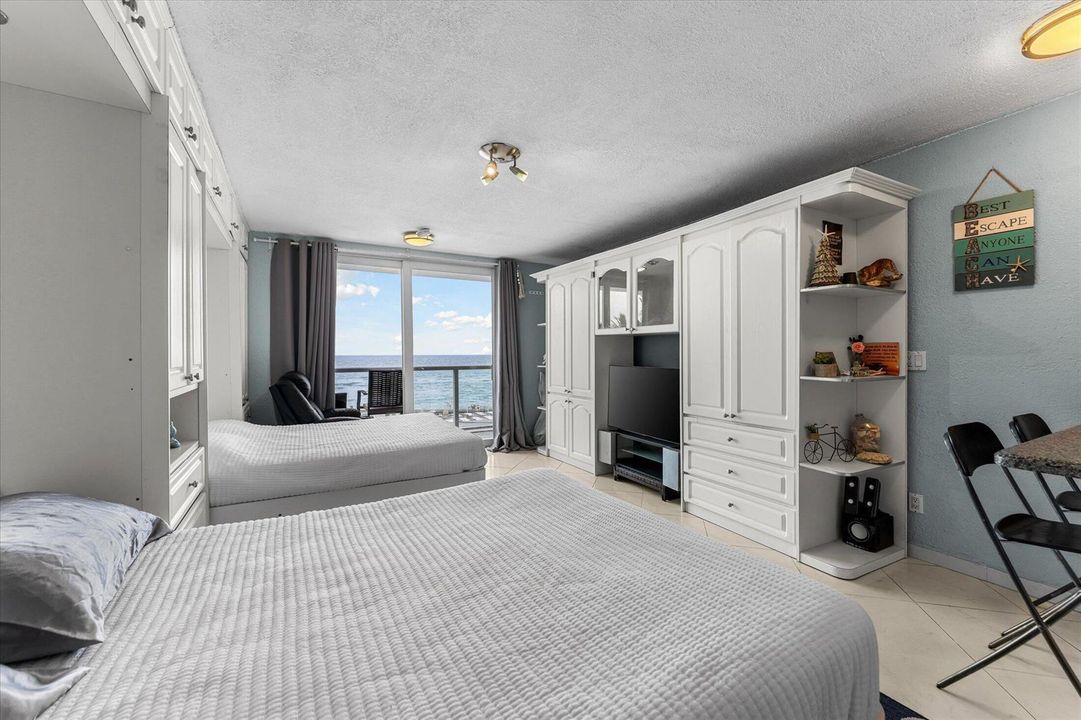 06-19201 Collins Ave #114, Sunny Isles B
